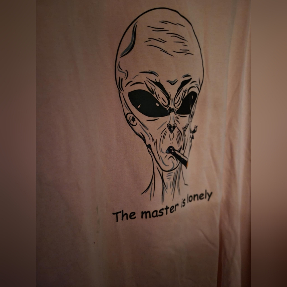 🩷🚀•||Pink Alien Graphic Tee||•️||“The Master is Lonely” || Zaful || XL ||•🚀🩷
